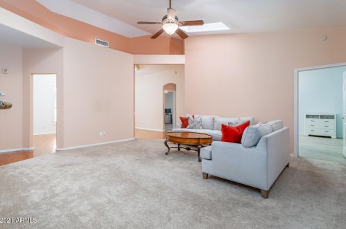 15601 11 Ave, Phoenix AZ 85021-4407 exterior