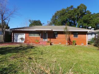 1228 Wilson Ave, Pensacola, FL 32507-2243