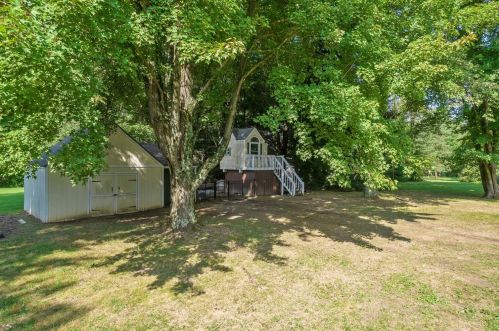 1755 Stuttgart Dr, Saint Martin OH  45118-8435 exterior