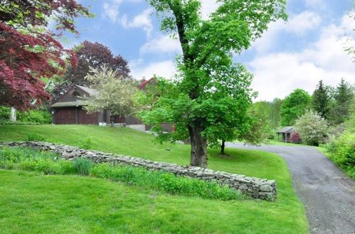 102 Camp Dutton Rd, Litchfield, CT 06759-4111