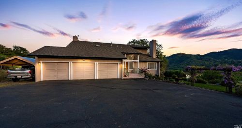 858 Sanel Dr, Ukiah CA  95482-9604 exterior