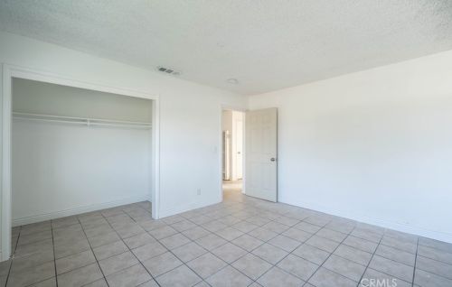 249 Heather St, Rialto CA  92376-2813 exterior