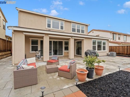 2875 Romora Bay Ct, West Pittsburg, CA 94565-7927