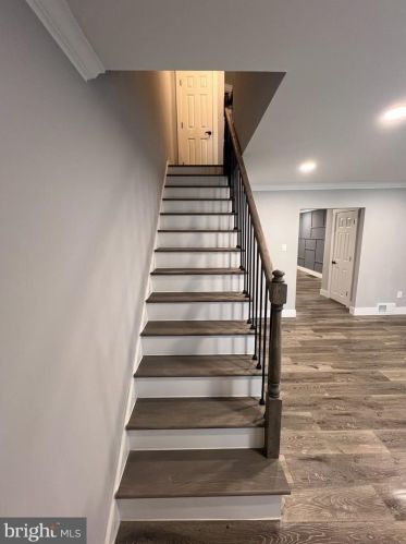 4950 19th St, Philadelphia PA  19112-0017 exterior