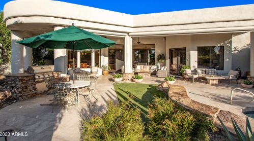 9918 79 Pl, Scottsdale AZ  85258-6502 exterior