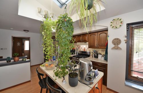 8249 57 Ave, Kenosha WI 53142-4758 exterior