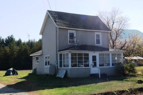 120 Valley Rd, Jay, NY 12941-5402