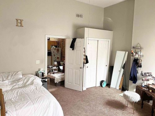 1103 Pike St, Covington KY 41011-2268 exterior