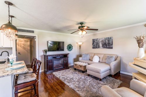 317 Seville, Delray Beach FL  33446-2157 exterior