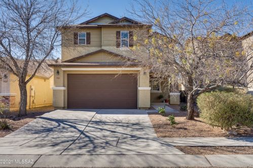 5861 Orangetip Dr, Tucson, AZ 85741-5272