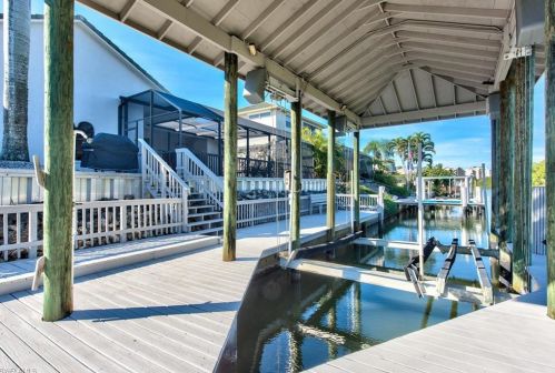 417 Flamingo Ave, Naples FL  34108-2108 exterior