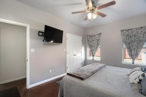 4514 Credo Ln, Austin TX 78725-2929 exterior