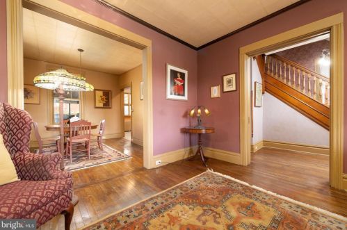 311 Walnut St, Lemoyne PA  17043-1647 exterior