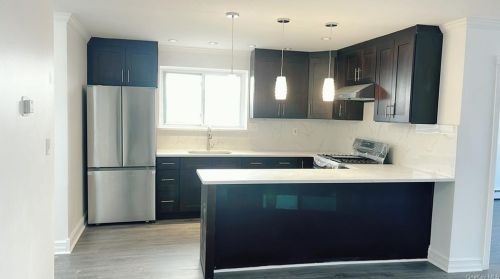 4301 Martha Ave, Bronx NY  10470-2065 exterior