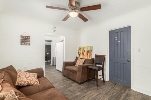 707 42nd St, Tucson, AZ 85713-5809