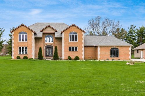 6500 Rolling Hills Ln, Darbydale, OH 43123-9787