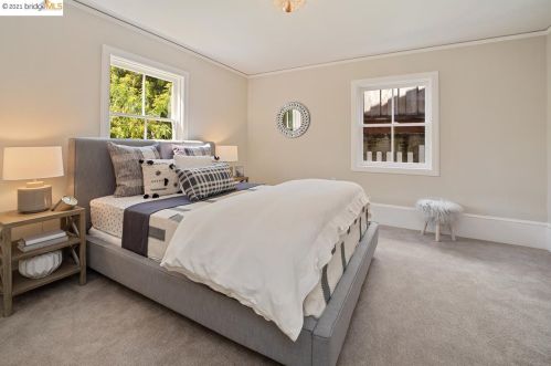 303 Hillside Ave, Oakland CA  94611-4013 exterior