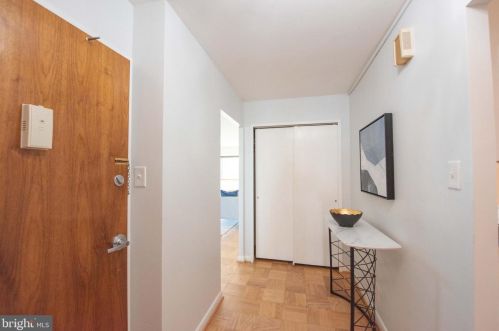 540 N St, Washington, DC 20024-4557