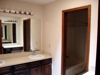 902 Aspen Trl, Winston Salem NC  27106-4141 exterior