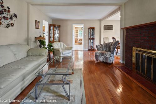 22 Wardell Pl, Tinton Falls NJ  07712-4856 exterior