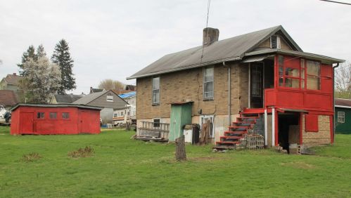 517 Washington Ave, West Brownsville, PA 15417-2463