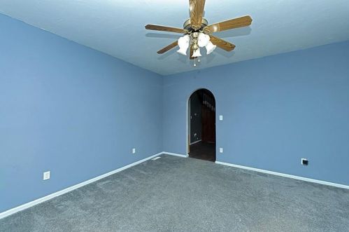 325 Crawford Ave, South Connellsville, PA 15425-3426