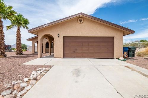 3325 Ridge Ave, Bullhead City, AZ 86429-7352