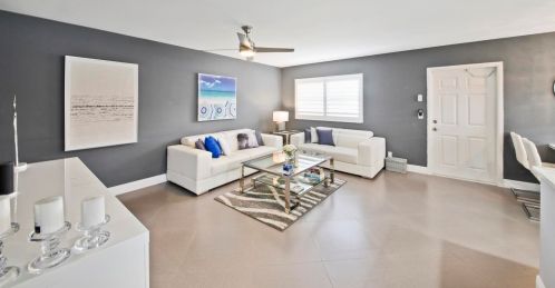 5 Seville A, Delray Beach FL  33446-2116 exterior