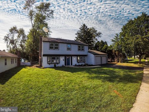 42 Temple Ln, Willingboro NJ  08046-3706 exterior