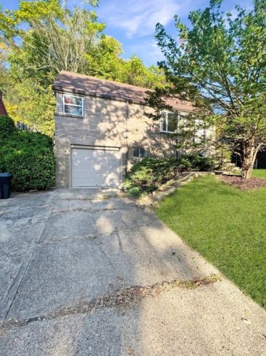 635 Churchill Ave, Pittsburgh, PA 15235-4138