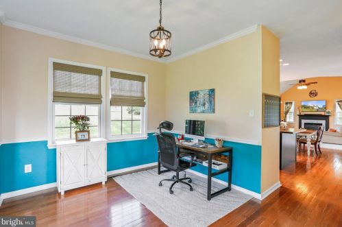 10099 Lindale Ave, Upton PA  17225-8373 exterior