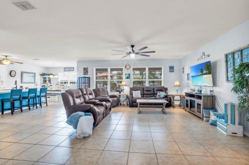 4131 19 Pl, Cape Coral FL  33909-4615 exterior