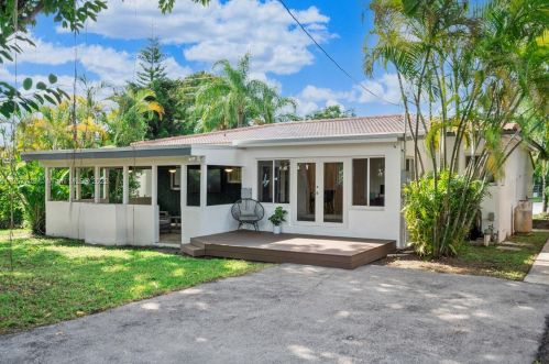 45 103 St, Miami FL 33138-2457 exterior