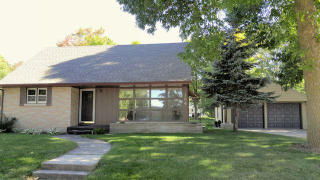 104 Maple Ave, Slinger WI  53086-9565 exterior
