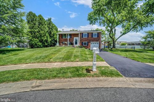 1808 Pheasant Cir, Wilmington, DE 19810-1412