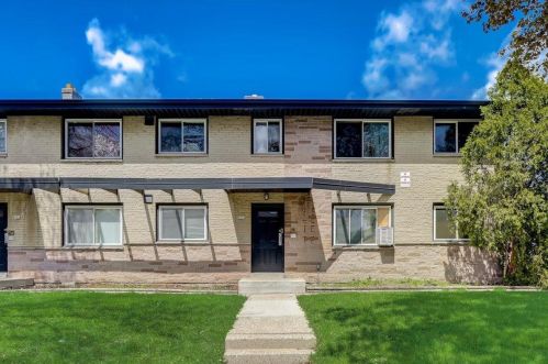 9424 Sheridan Ave, Milwaukee, WI 53225-3320