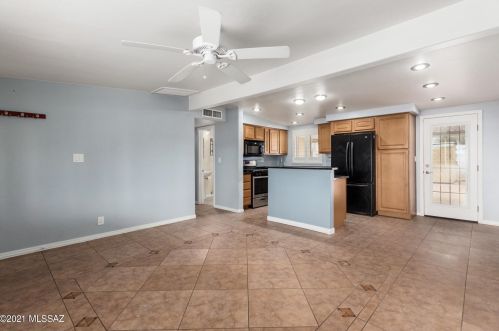 4941 Andrew St, Tucson AZ 85711-6431 exterior