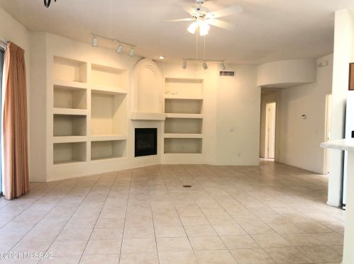 2658 Vuelta Vista Campestre, Tucson, AZ 85715-3621