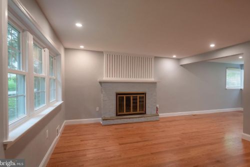 15 Cedar Hollow Rd, Paoli PA  19301-1739 exterior