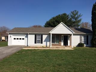 1600 Garden Ln, Cookeville TN  38501-3085 exterior