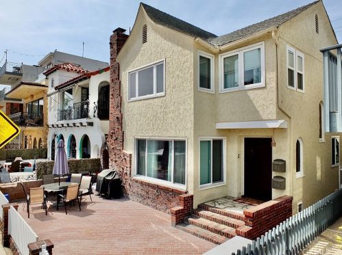 57 Bay Shore Ave, Long Beach, CA 90803-3407