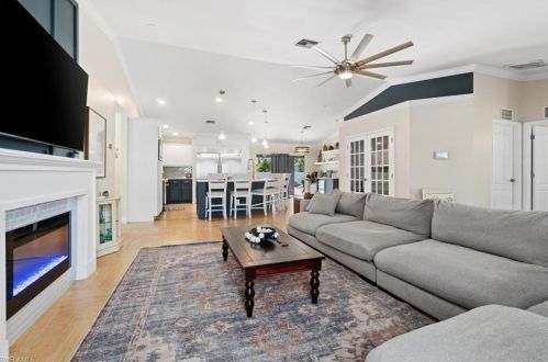 2505 20th Ave, Cape Coral FL  33904-3226 exterior