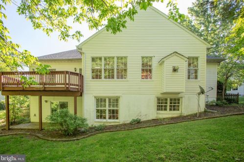 4204 Crooked Stick Ct, Fredericksburg VA  22408-9215 exterior