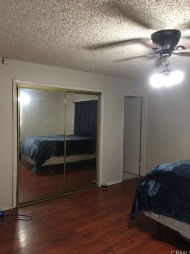 10613 Hunt Ave, South Gate, CA 90280-6809
