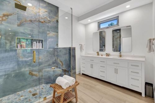 302 Stanhope Cir, Naples FL  34104-0812 exterior