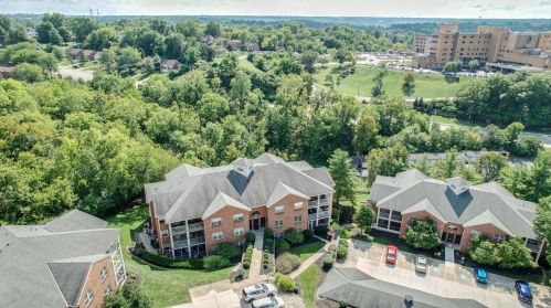 302 Keeneland Dr, Newport KY  41075-4071 exterior