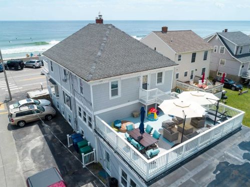 799 Ocean Blvd, Hampton NH  03842-4307 exterior