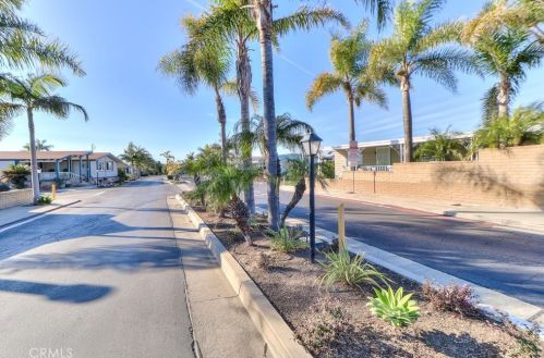 19361 Brookhurst St, Huntington Beach CA  92646-2921 exterior