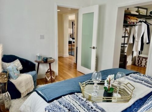 58 Saratoga, Newport Beach CA  92660-6148 exterior