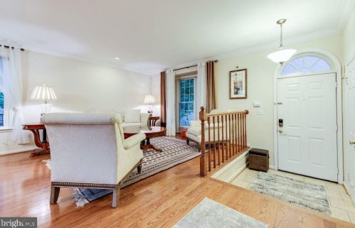 6449 English Ivy Ct, Springfield VA  22152-2834 exterior